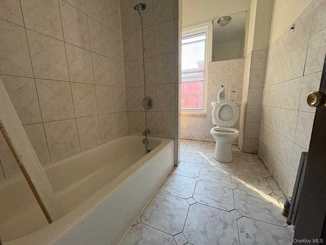 271 Vermont St #2 - Photo 3 of 7