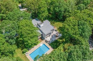19 Woodland Way - Photo 1 of 1