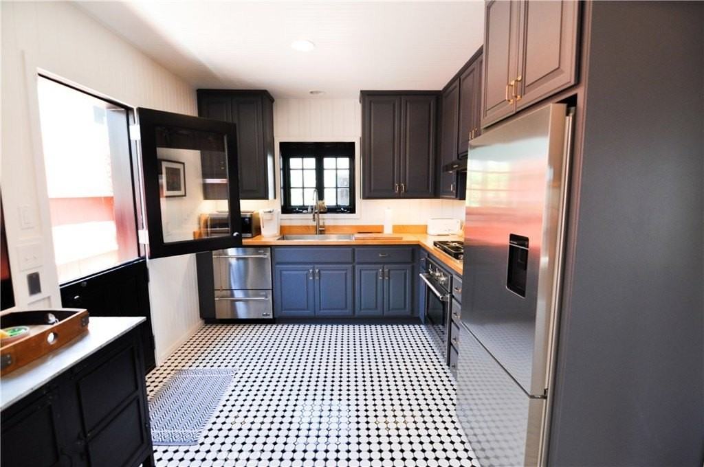 31695 Seacliff Dr - Photo 7 of 27