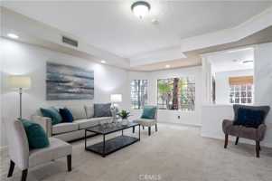 featured image of 2006 Aviation Way #E