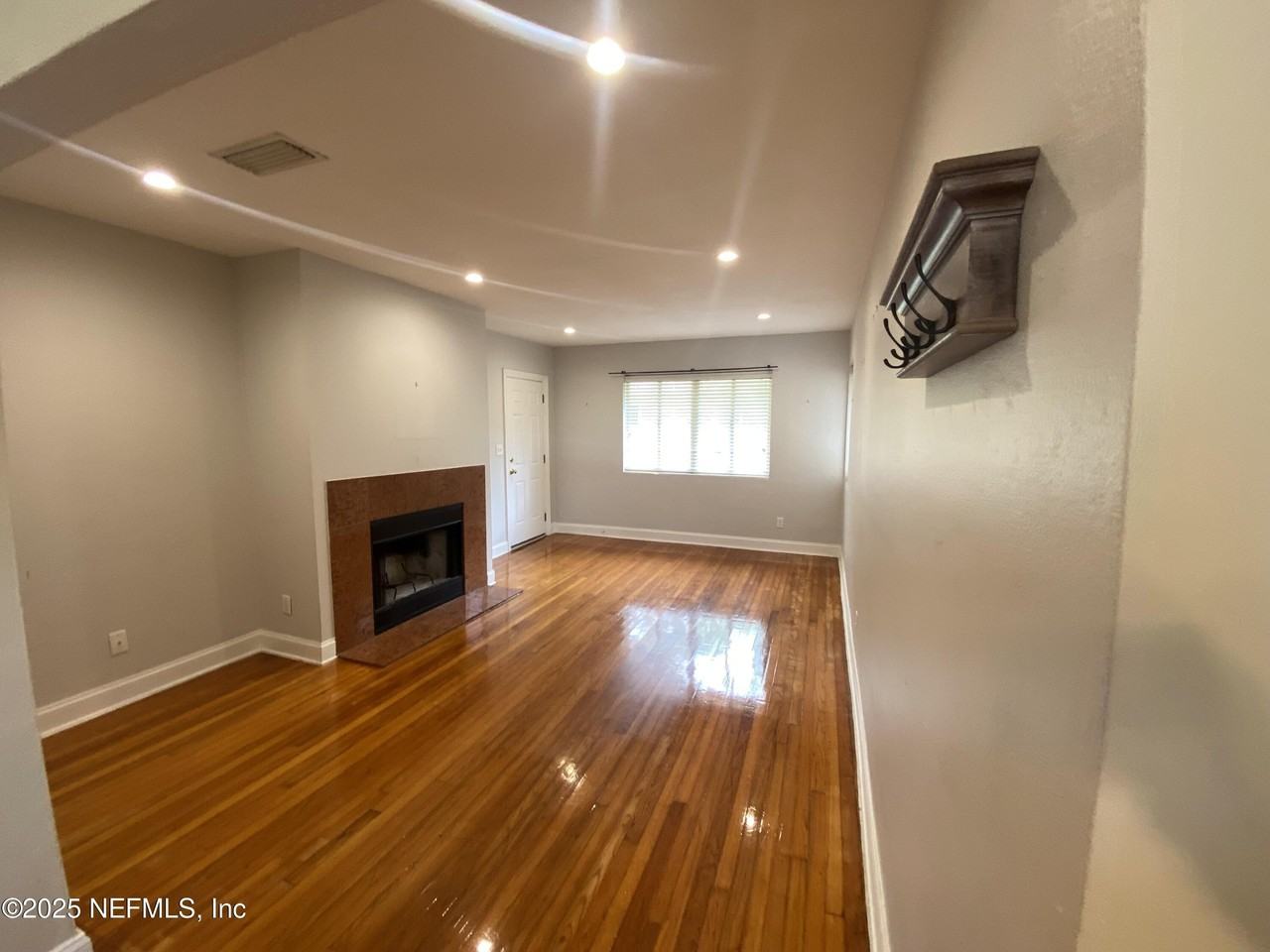 2159 Riverside Avenue #7 - Photo 3 of 15