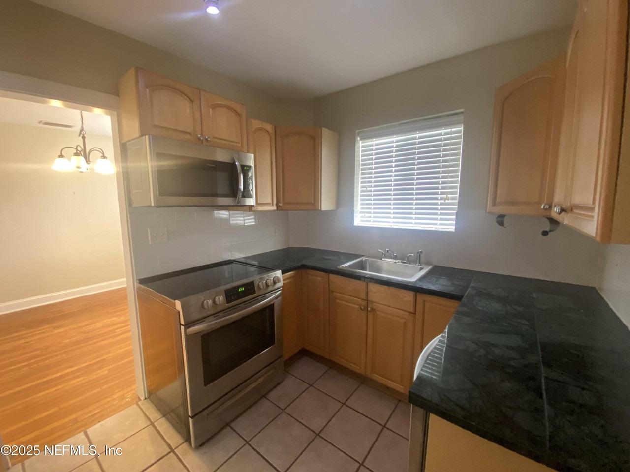 2159 Riverside Avenue #7 - Photo 6 of 15