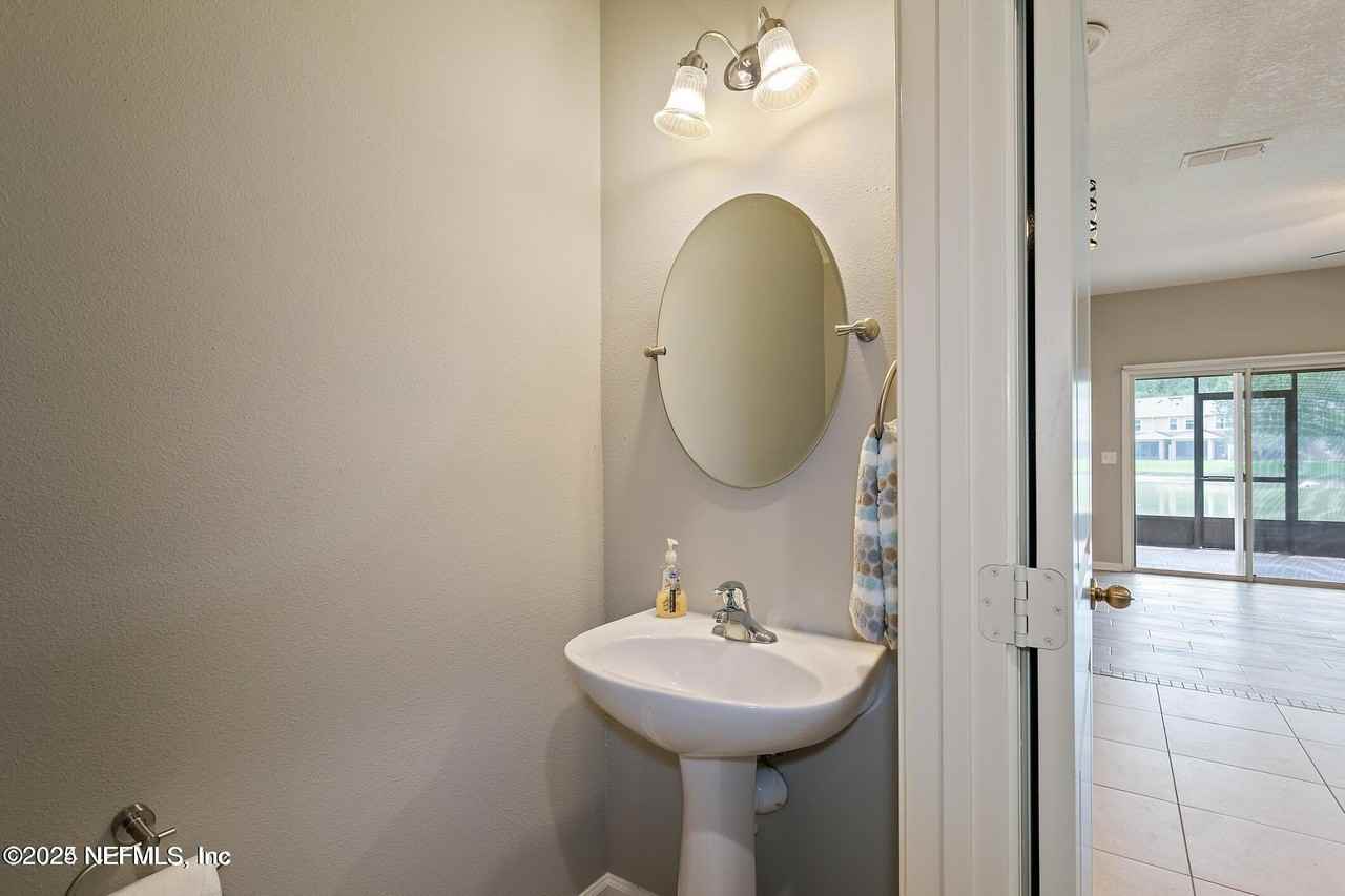 13343 Low Tide Way - Photo 5 of 28