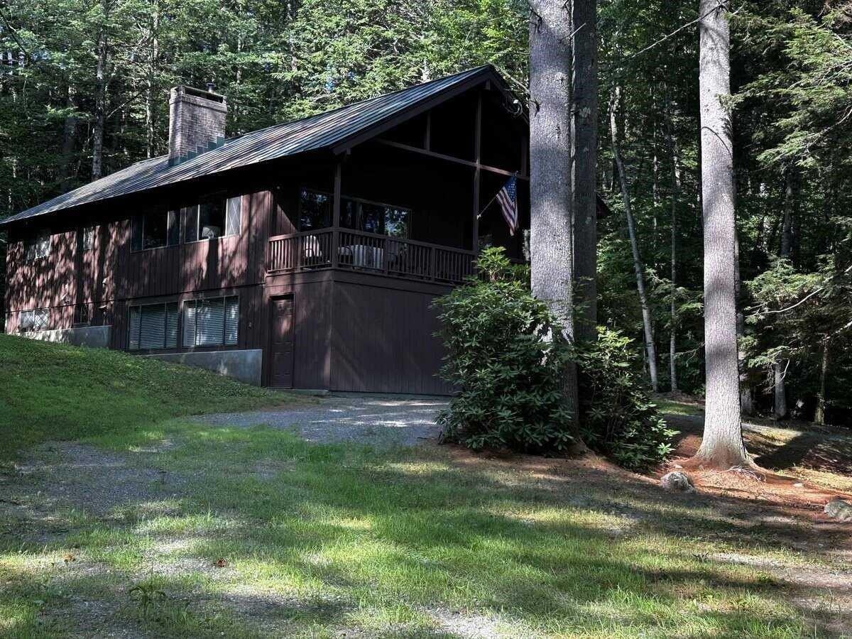 1138 River Rd - Photo 2 of 33