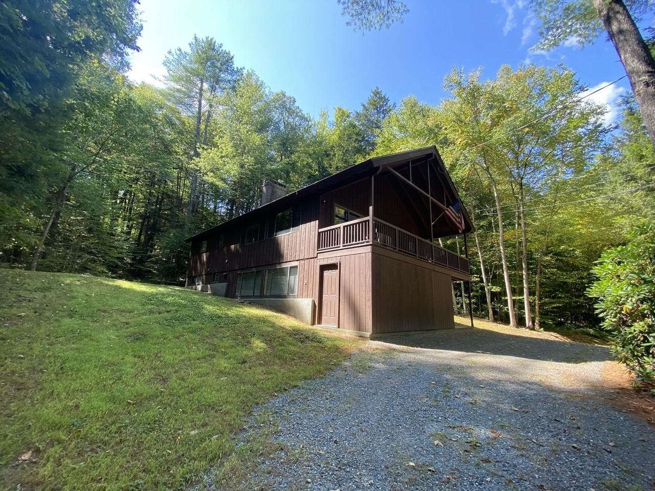 1138 River Rd - Photo 4 of 33