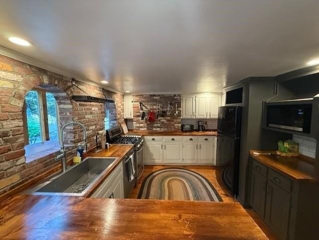 648 Route 103a - Photo 2 of 20