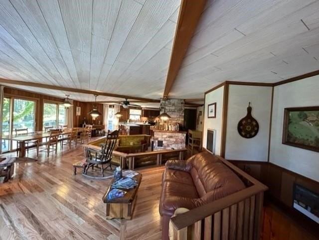 590 Center Rd - Photo 5 of 22