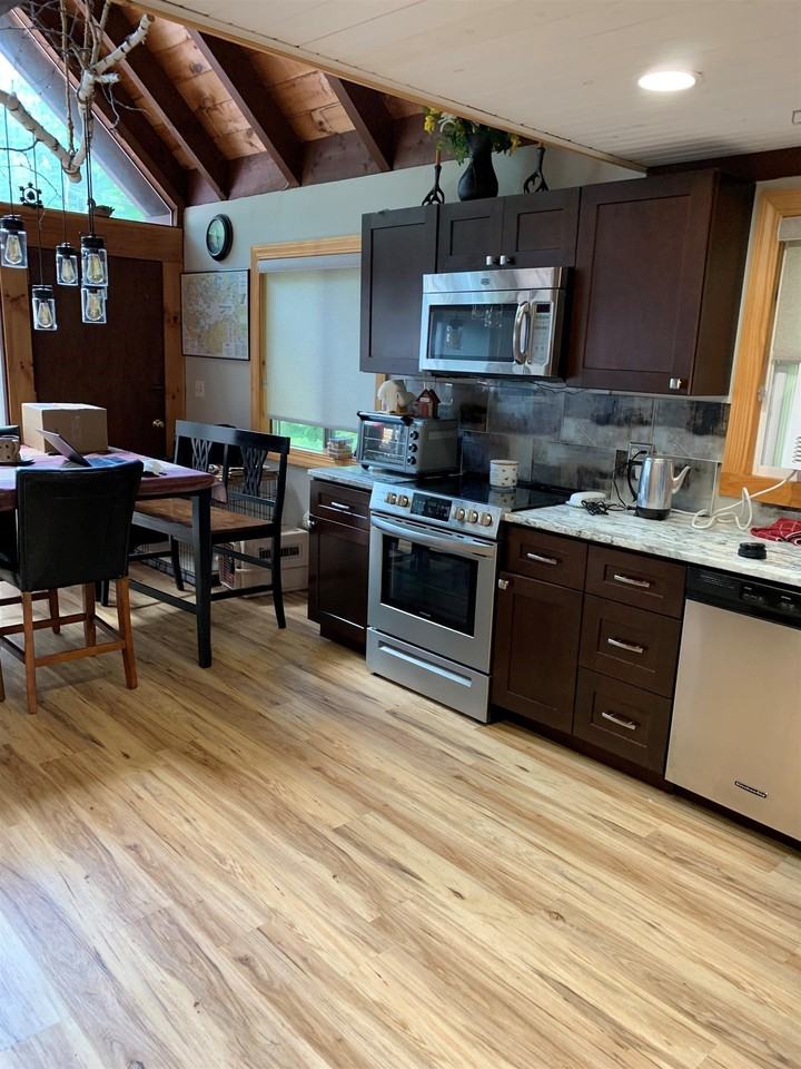 44 Mountain Dr - Photo 2 of 15