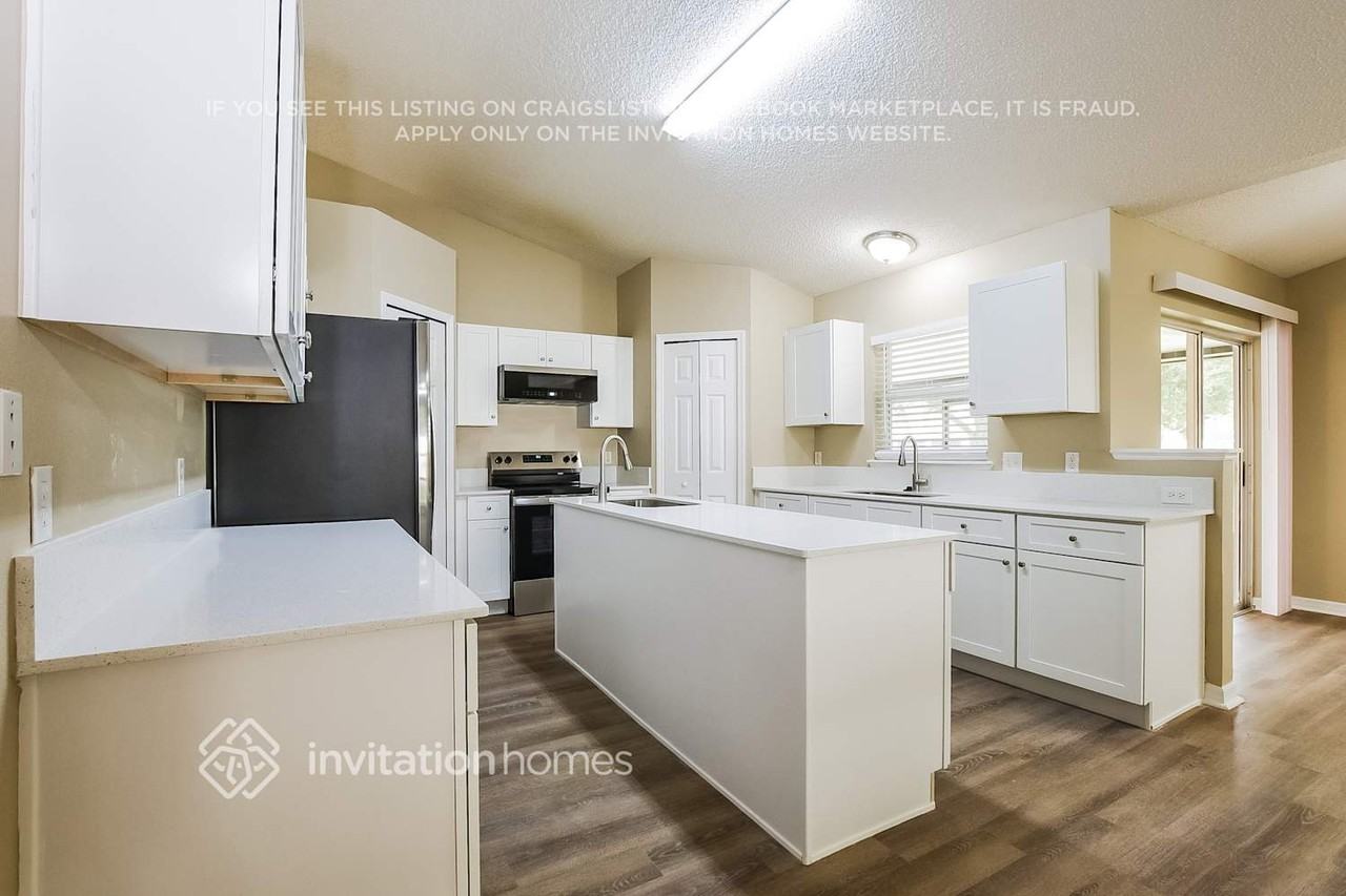 2891 Ruxton Dr - Photo 7 of 17