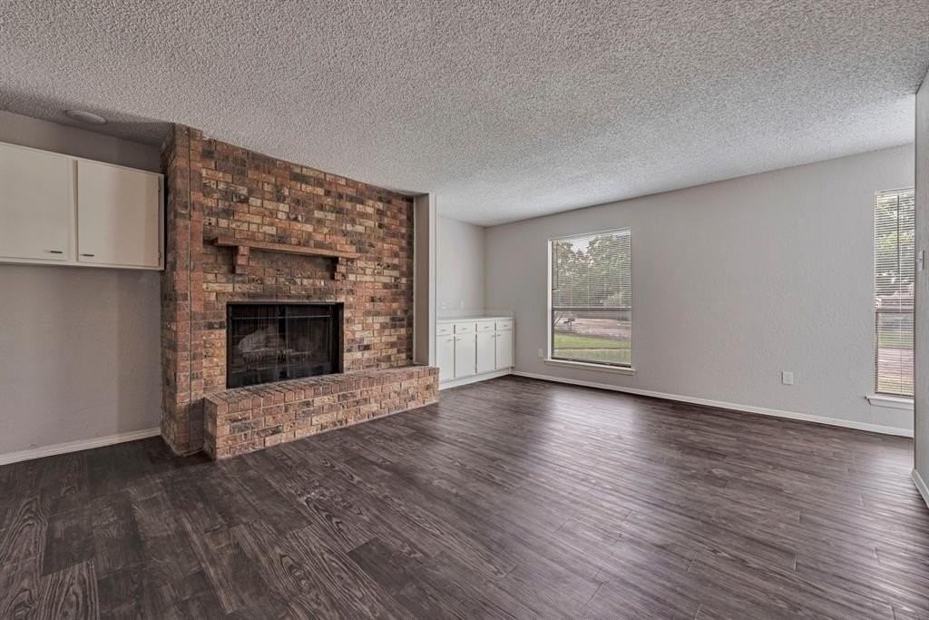 1803 Ridgebrook Dr - Photo 5 of 26