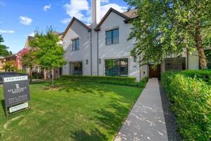 featured image of 4139 Normandy Ave