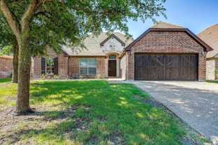 121 Muirfield Dr - Photo 1 of 1