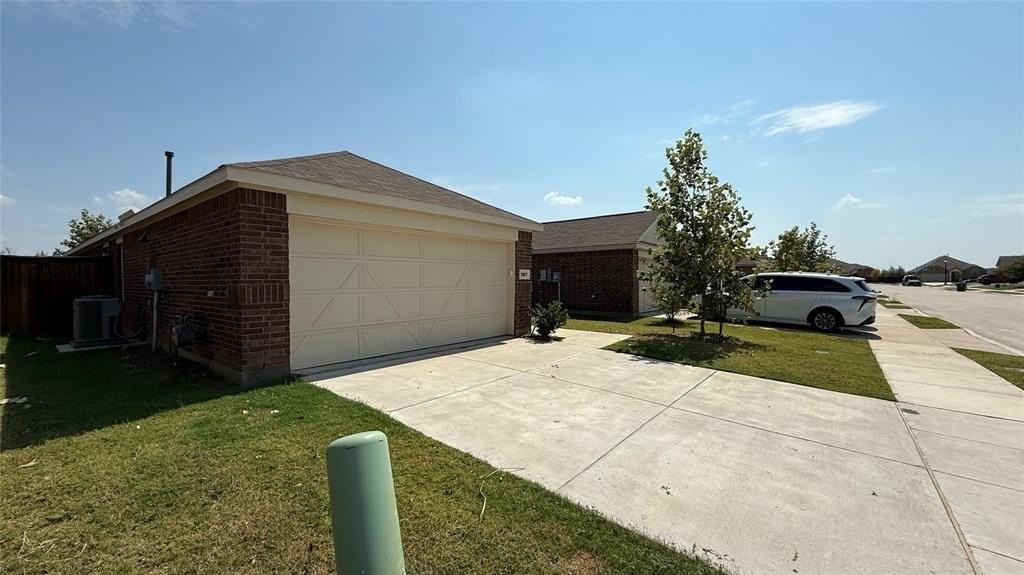 3801 Harper St - Photo 2 of 17