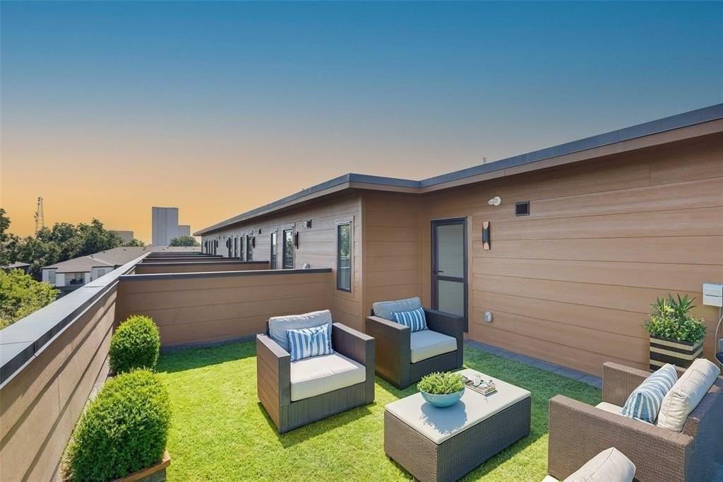 4206 Cabell Dr #102 - Photo 2 of 13