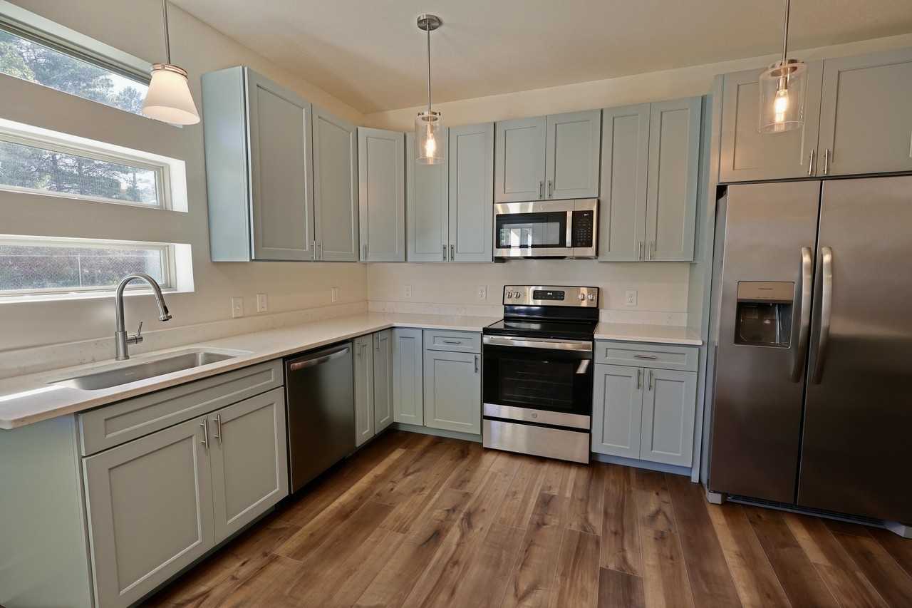 7580 E Bay Blvd - Photo 4 of 21