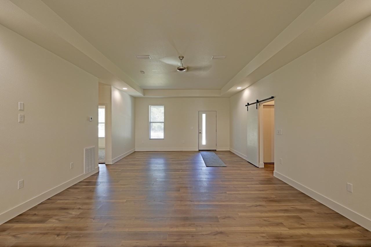 7580 E Bay Blvd - Photo 5 of 21