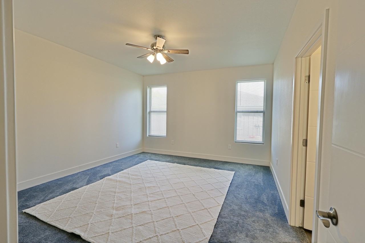 7580 E Bay Blvd - Photo 6 of 21