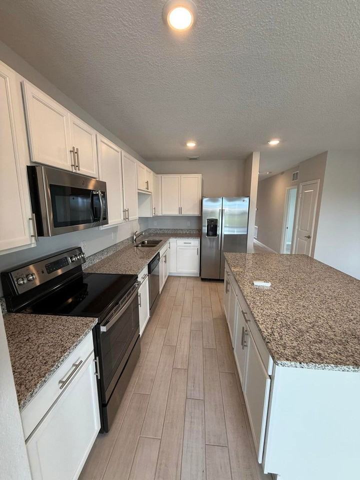 5226 Armina Pl - Photo 4 of 8