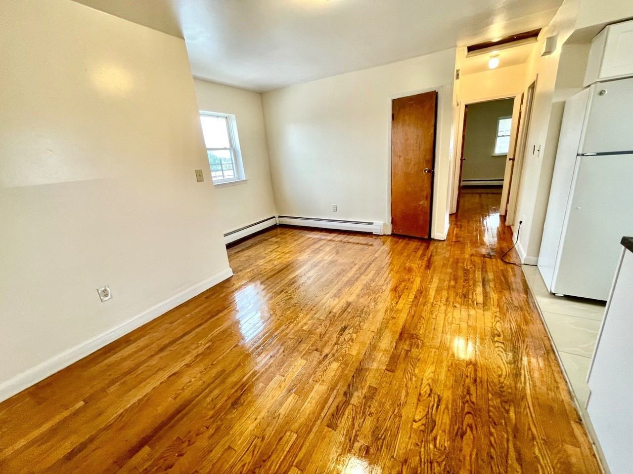 2916 Gunther Ave - Photo 4 of 12