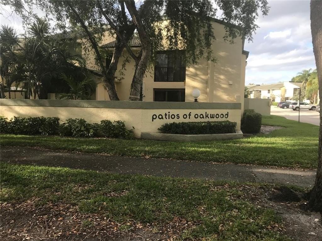 9576 Southwest 1st Court #9F - Photo 3 of 24