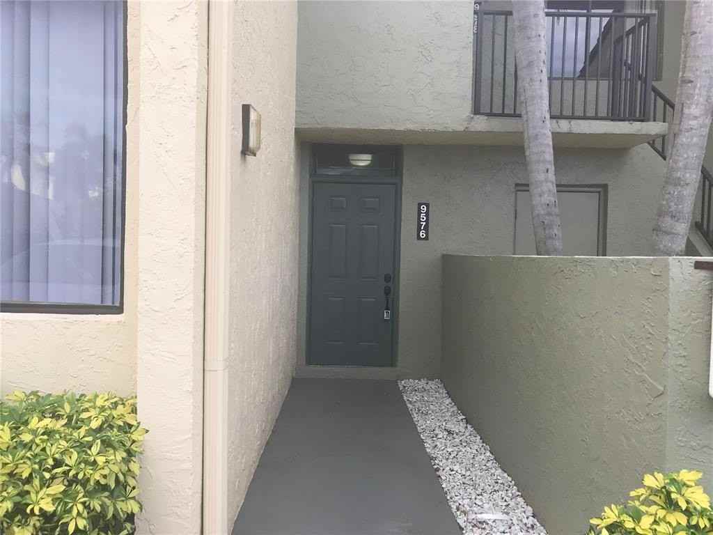 9576 Southwest 1st Court #9F - Photo 4 of 24
