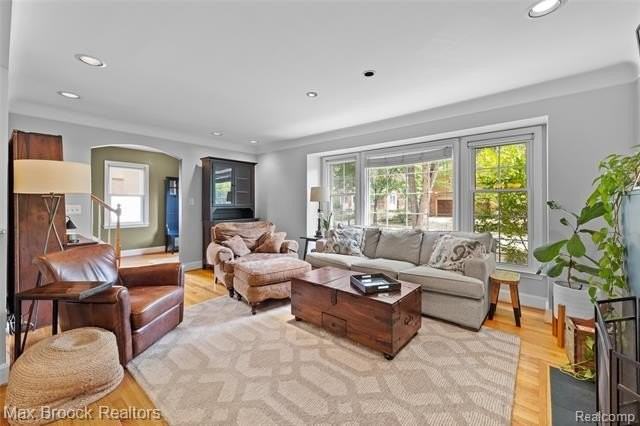 758 Chester St - Photo 5 of 24