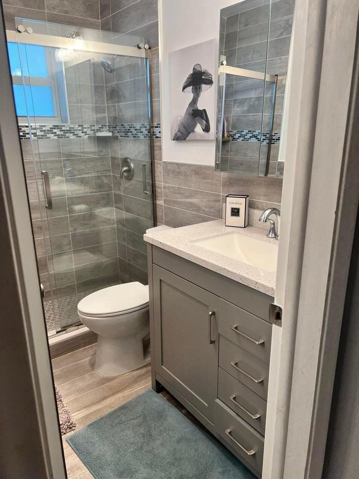 2131 Northeast 42nd Court #210E - Photo 5 of 22