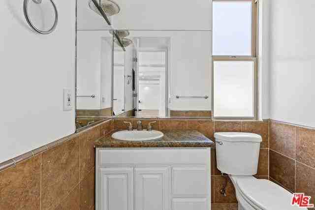 2619 Rinconia Dr - Photo 5 of 8