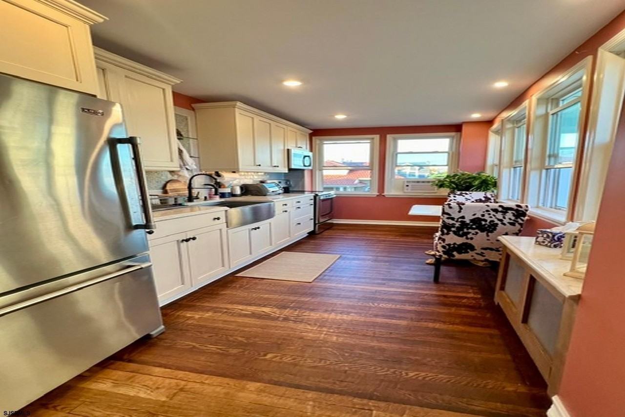 5003 Atlantic Ave - Photo 7 of 17