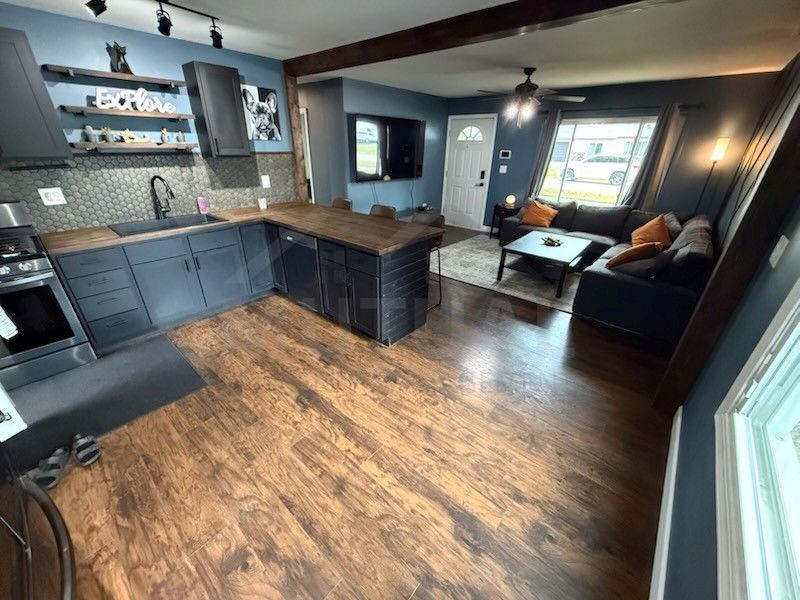 6412 Marcy St - Photo 4 of 8