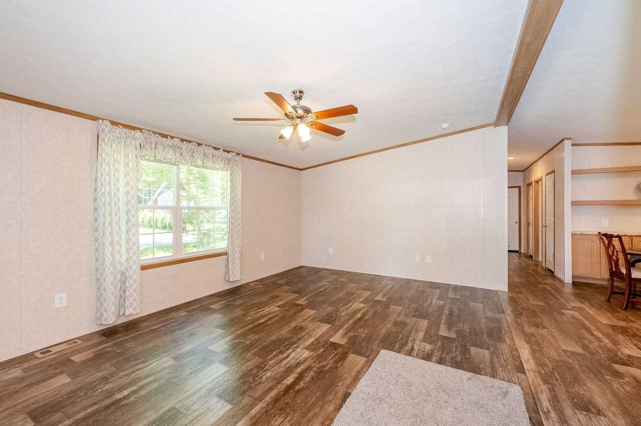 53 Sargents Ln - Photo 2 of 41