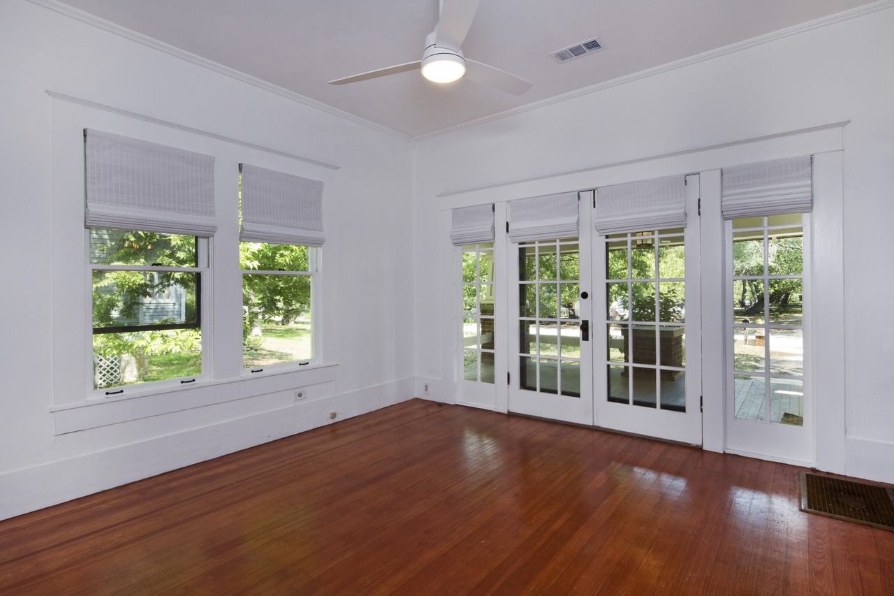 620 Rogers St - Photo 7 of 24