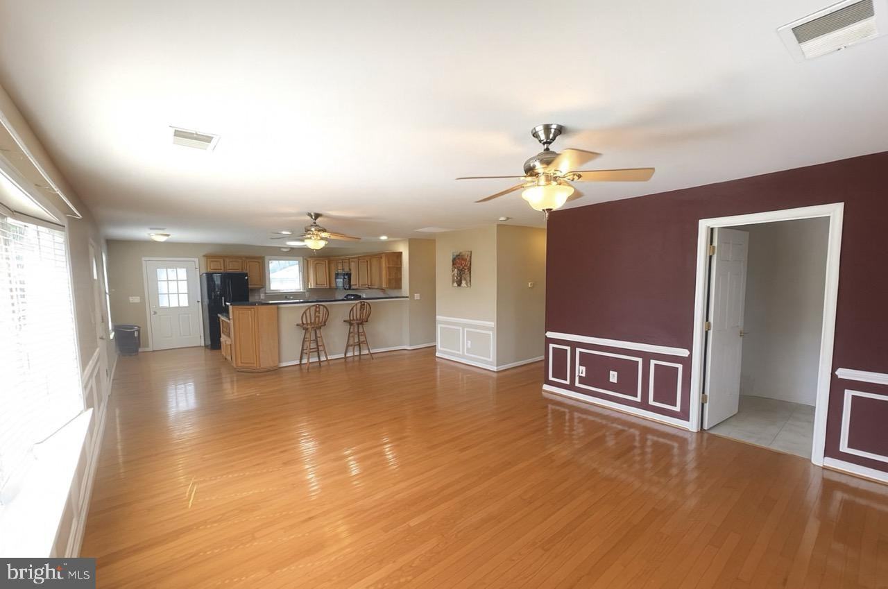 42802 Higgs Ln - Photo 4 of 23