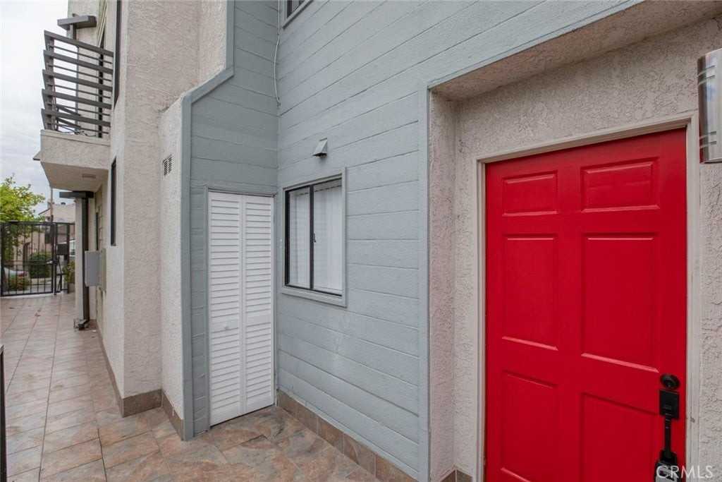 1327 Barrington Way - Photo 4 of 50