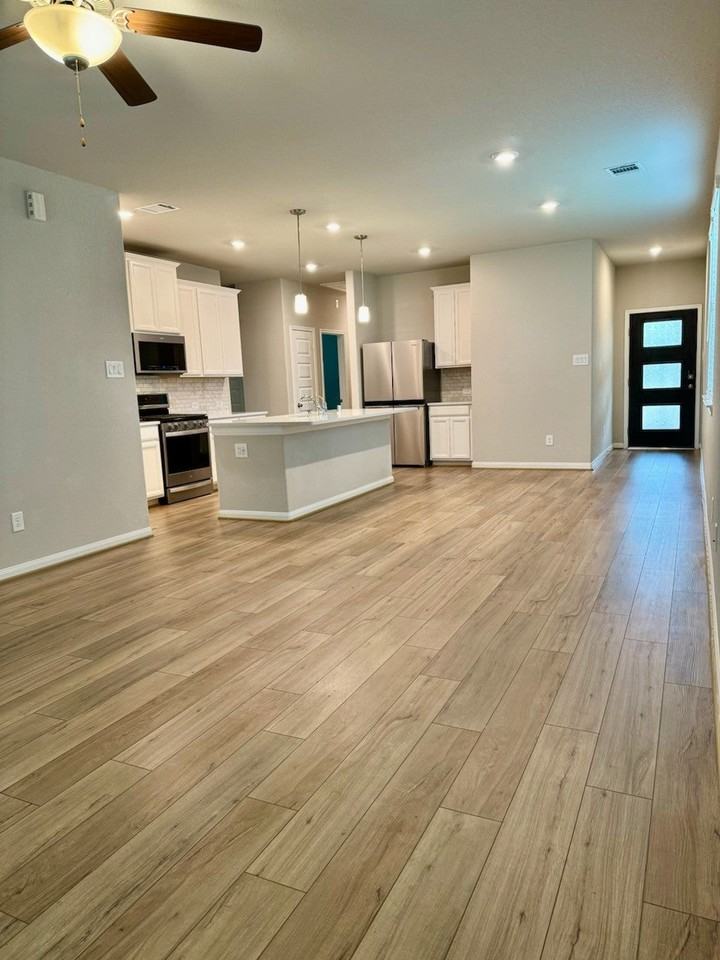 2038 Myrtle Oak Ct - Photo 2 of 19