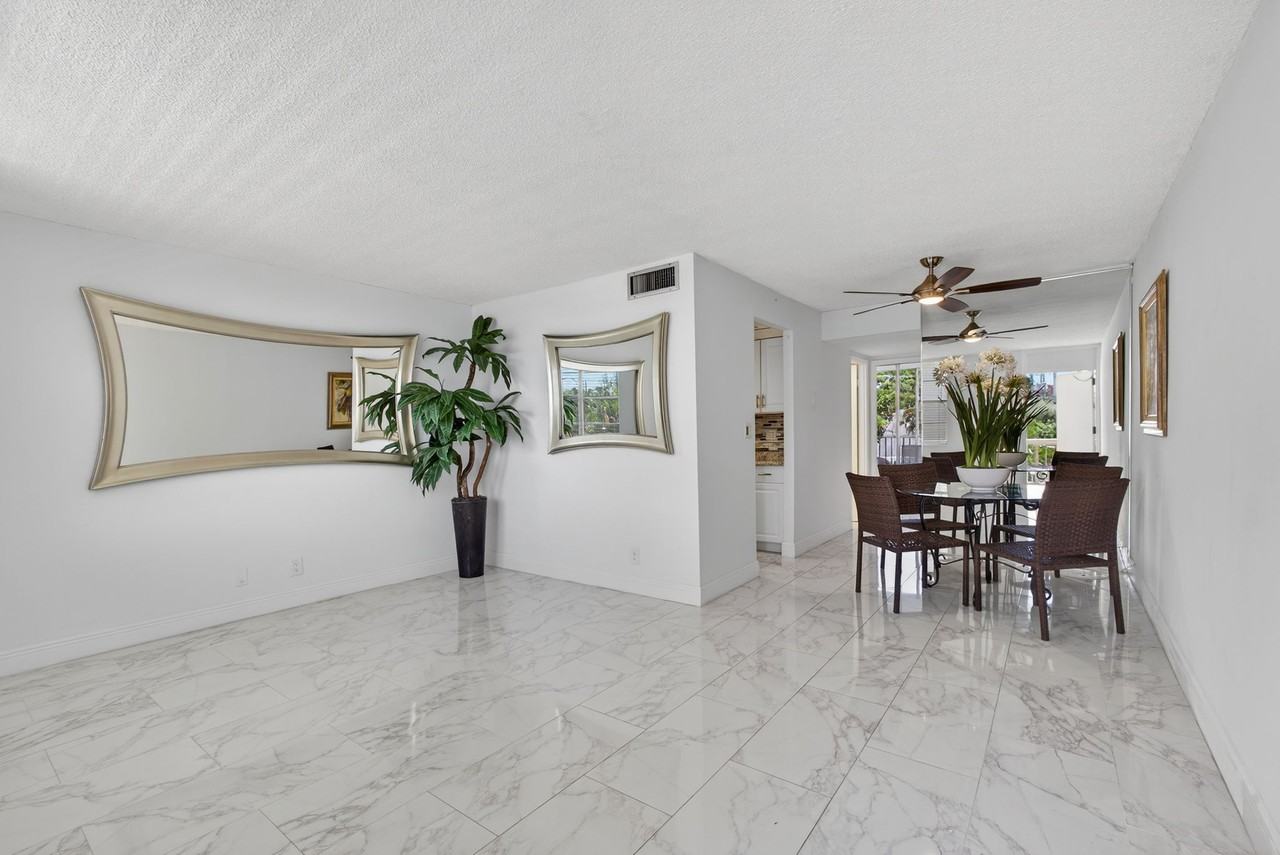 1131 Se 4th St - Photo 6 of 50