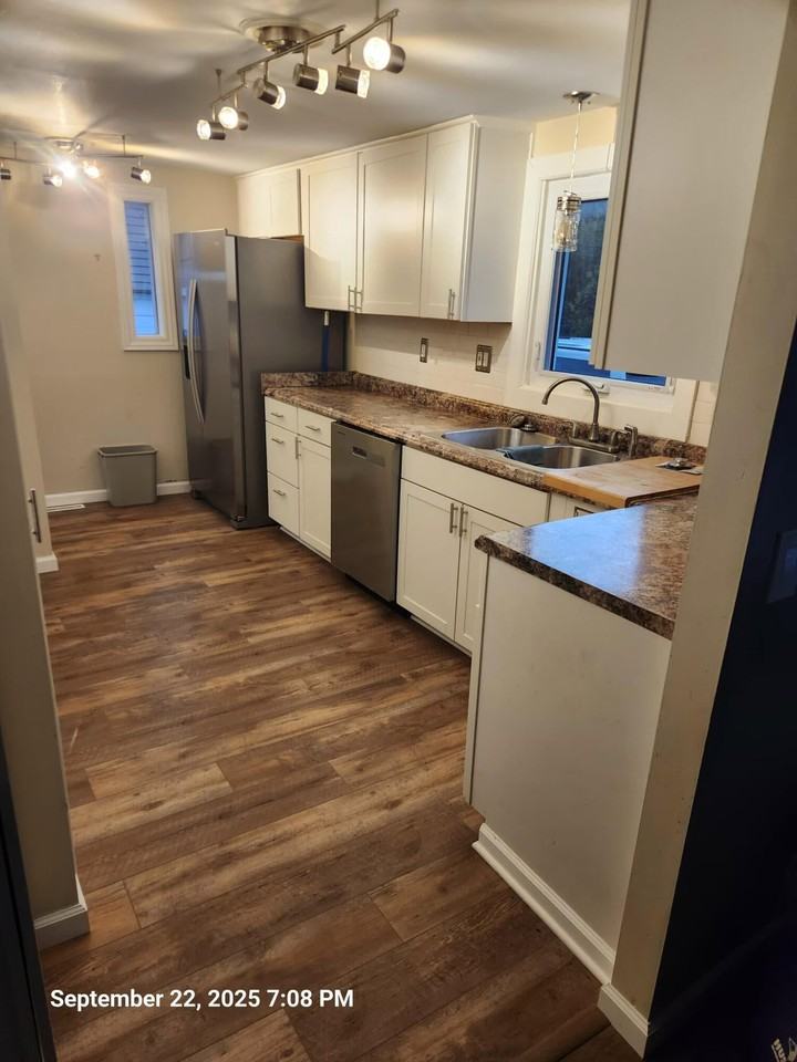 2855 Mann Rd - Photo 3 of 15