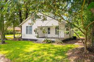 featured image of 212 Shannon St