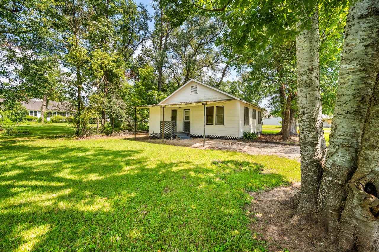 212 Shannon Street - Photo 6 of 20