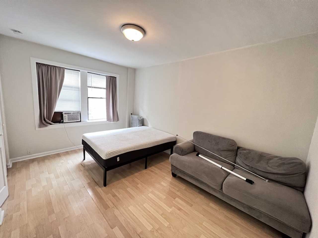 837 North Sheridan Street #518 - Photo 2 of 6