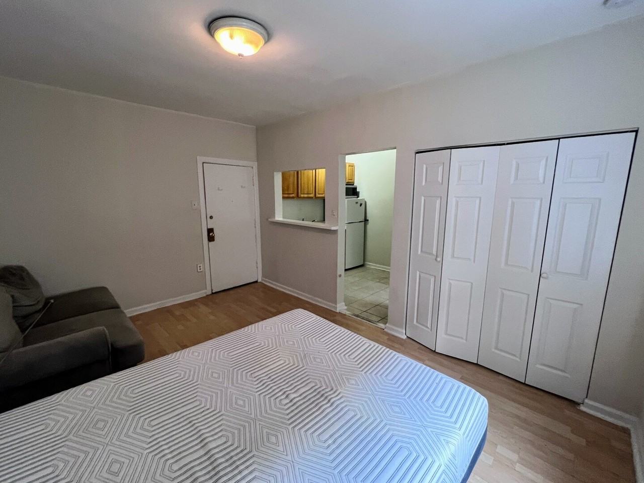 837 North Sheridan Street #518 - Photo 3 of 6