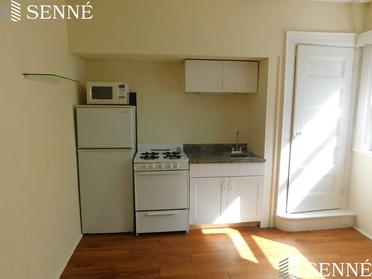 14 Prentiss St #1R - Photo 2 of 13