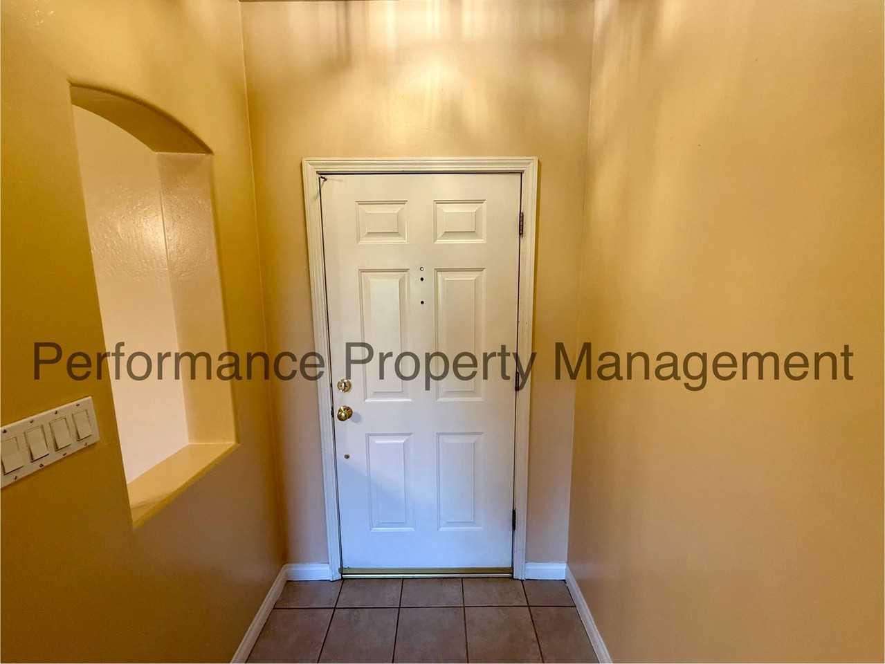11400 Clarion River Dr - Photo 2 of 22