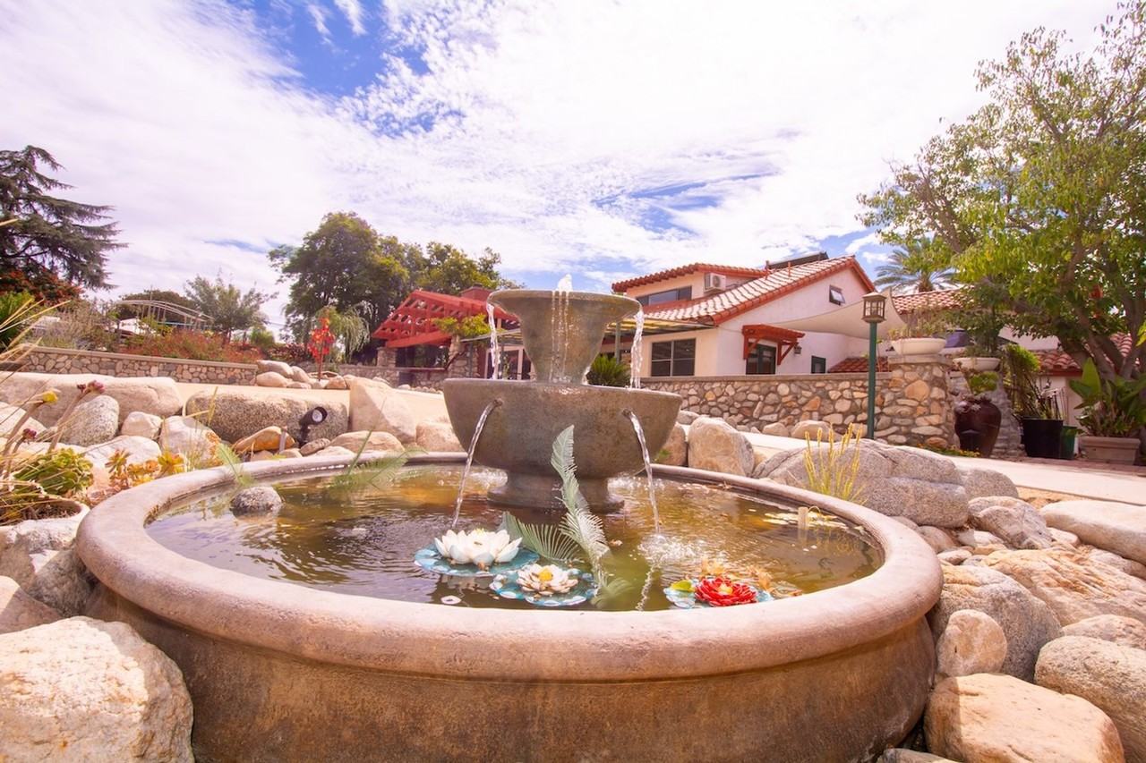 3643 N Mills Ave - Photo 2 of 50