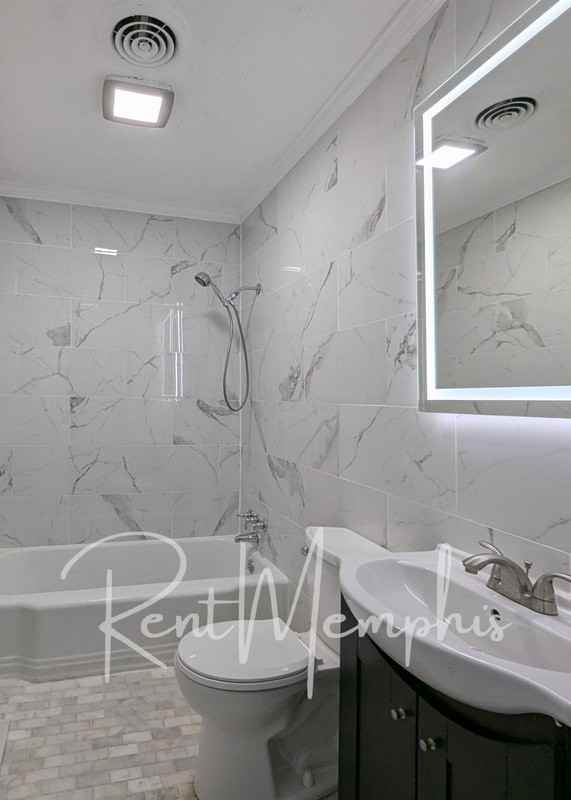 625 E Parkway S - Photo 7 of 15