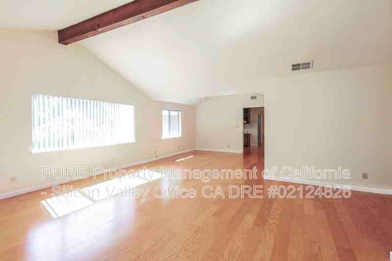 20190 Winn Rd - Photo 5 of 17