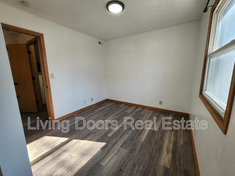 1501 David Dr - Photo 6 of 19