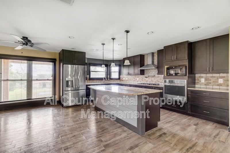 112 West Mimosa Circle #112 - Photo 6 of 33