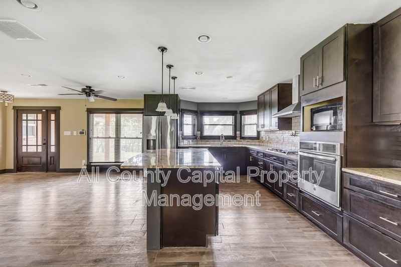 112 West Mimosa Circle #112 - Photo 7 of 33