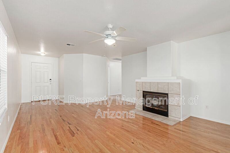 8132 E Onza Ave - Photo 4 of 21